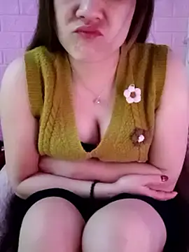 Lily-ross22 online show from March 11, 2026, 5:18 pm