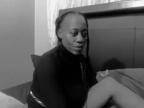 Snapshot of sweetcandyx24 chatting on December 20, 2025, 9:17 pm sweetcandyx24 online show from December 20, 2025, 9:17 pm