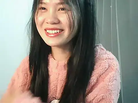 Nunaa18 online show from December 3, 2025, 2:27 pm