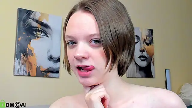 Olivia Riesz online show from May 12, 2026, 1:13 am