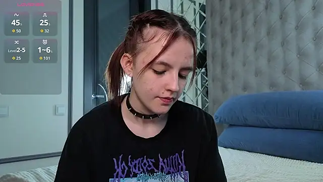 SharaSauer online show from April 13, 2026, 1:09 am