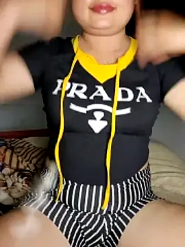 mai-mai-97 online show from March 20, 2026, 3:02 pm