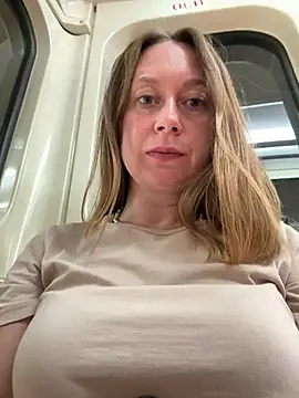 Brooke lover online show from June 30, 2026, 7:03 pm