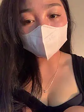 lana-kan online show from February 8, 2026, 1:53 pm