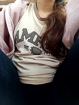 NariShow online show from January 9, 2026, 5:47 am