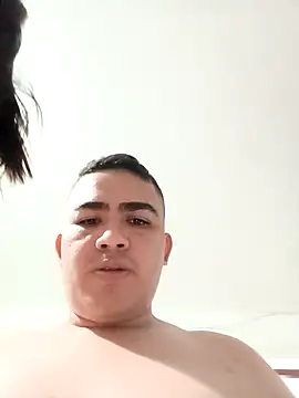 Snapshot of culona2417 chatting on December 13, 2025, 11:33 pm culona2417 online show from December 13, 2025, 11:33 pm