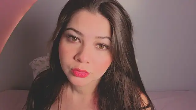 amyvans  online show from July 22, 2026, 9:06 pm