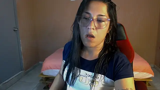 Snapshot of franysteell chatting on November 25, 2025, 11:59 pm franysteell online show from November 25, 2025, 11:59 pm