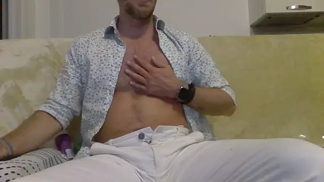 Snapshot of Eroshotlicker chatting on April 19, 2026, 10:34 pm Eroshotlicker online show from April 19, 2026, 10:34 pm