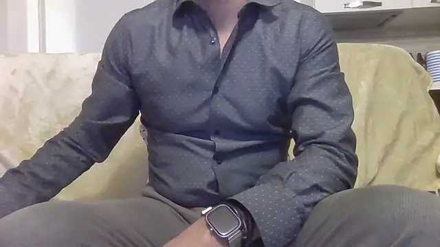 Eroshotlicker online show from April 10, 2026, 9:11 pm