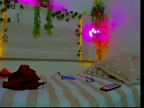 Snapshot of AngelSlimm chatting on November 29, 2025, 5:07 am AngelSlimm online show from November 29, 2025, 5:07 am