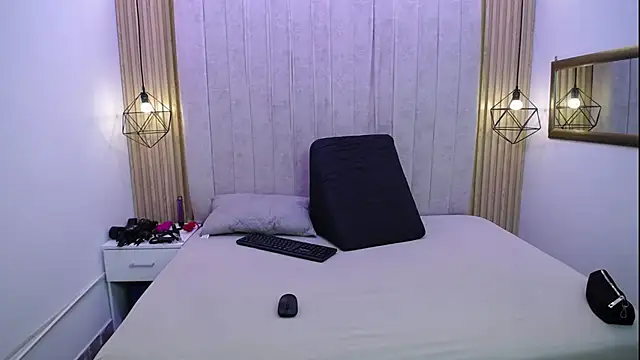 DaniyMel online show from January 8, 2026, 12:22 pm