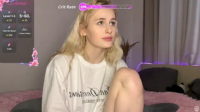 MilaElin online show from February 27, 2026, 1:33 pm