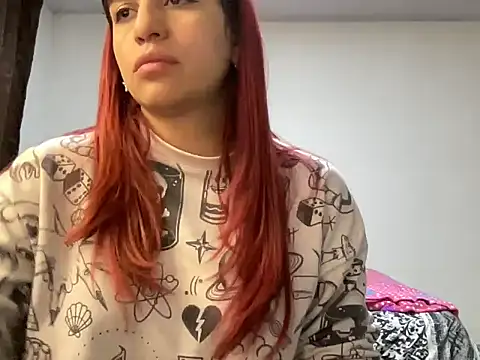 Snapshot of collibel02 chatting on December 16, 2025, 11:20 pm collibel02 online show from December 16, 2025, 11:20 pm