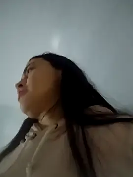 Paige Turner  online show from November 26, 2025, 9:09 am