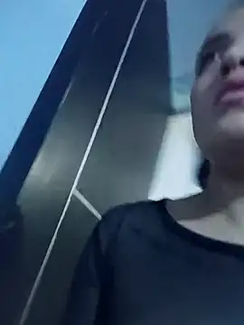 Paige Turner  online show from November 28, 2025, 10:54 pm