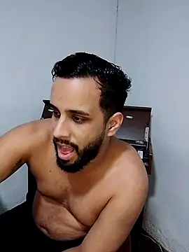 Snapshot of the_pink_girl chatting on November 29, 2025, 4:45 am the pink girl online show from November 29, 2025, 4:45 am