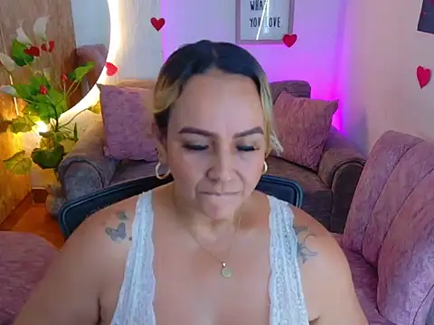 Aunty milf online show from January 12, 2026, 7:09 pm