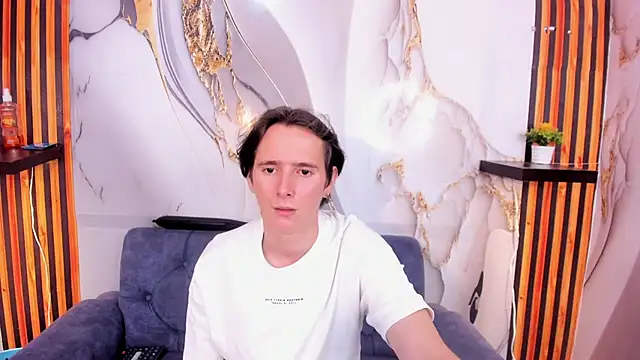 Snapshot of Aaron_LatinMen2 chatting on November 27, 2025, 3:29 am Aaron LatinMen2 online show from November 27, 2025, 3:29 am