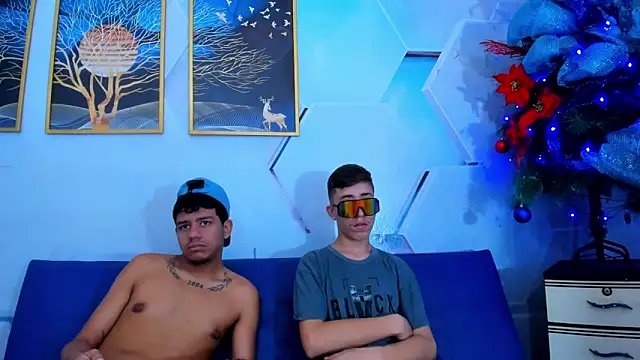 Snapshot of Lester_james2 chatting on November 30, 2025, 1:23 pm Lester james2 online show from November 30, 2025, 1:23 pm