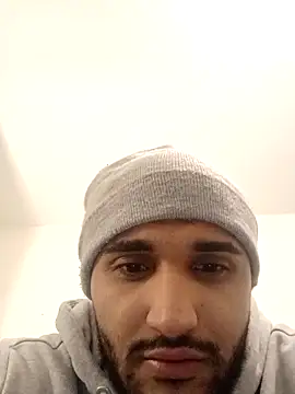 Snapshot of elgasmii chatting on February 20, 2026, 6:32 pm elgasmii online show from February 20, 2026, 6:32 pm