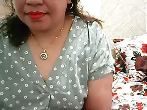 Snapshot of cutechubby chatting on February 16, 2026, 11:42 am cutechubby online show from February 16, 2026, 11:42 am