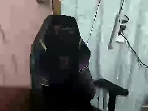 Snapshot of urSweetheart chatting on February 3, 2026, 9:47 am urSweetheart online show from February 3, 2026, 9:47 am