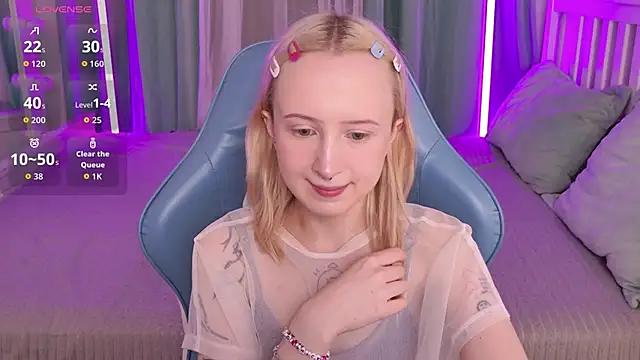  Babyface  online show from April 18, 2026, 12:18 pm