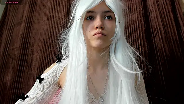 MissKotomissCat online show from November 30, 2025, 4:52 pm