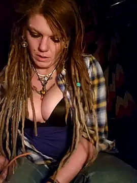 Snapshot of Horny_hippie chatting on January 23, 2025, 11:36 pm Horny hippie online show from January 23, 2025, 11:36 pm