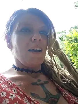 Horny hippie online show from May 30, 2026, 5:18 pm
