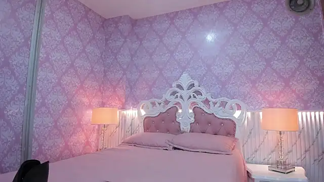 sarah sluty online show from April 16, 2026, 2:23 am