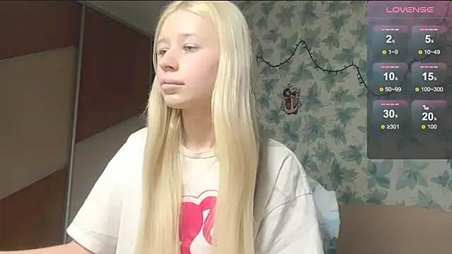 Snapshot of Barbie_Blondie chatting on March 17, 2026, 3:48 pm Barbie Blondie online show from March 17, 2026, 3:48 pm