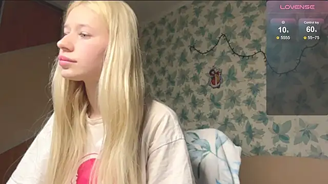 Snapshot of Barbie_Blondie chatting on March 16, 2026, 5:37 pm Barbie Blondie online show from March 16, 2026, 5:37 pm