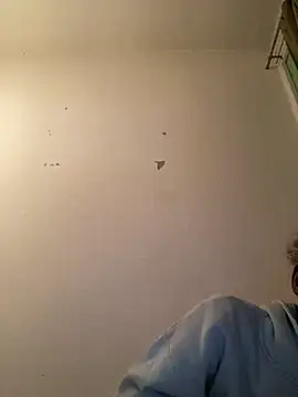    Hannah    online show from December 19, 2025, 7:55 am