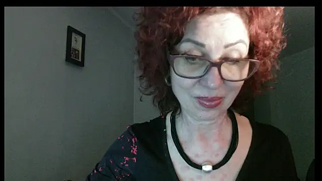 Kelly Flurr online show from May 11, 2026, 3:29 pm