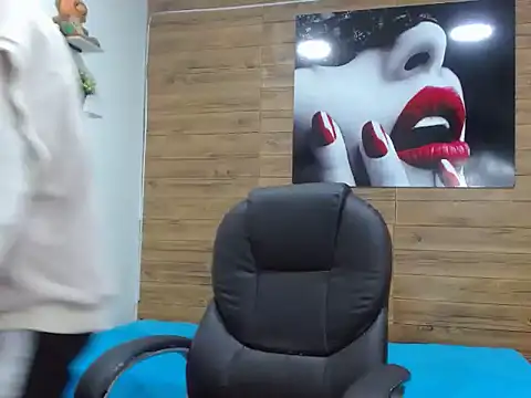 Michaelkoiv online show from December 5, 2025, 12:26 pm