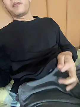 nicky0902 online show from November 30, 2025, 4:02 am