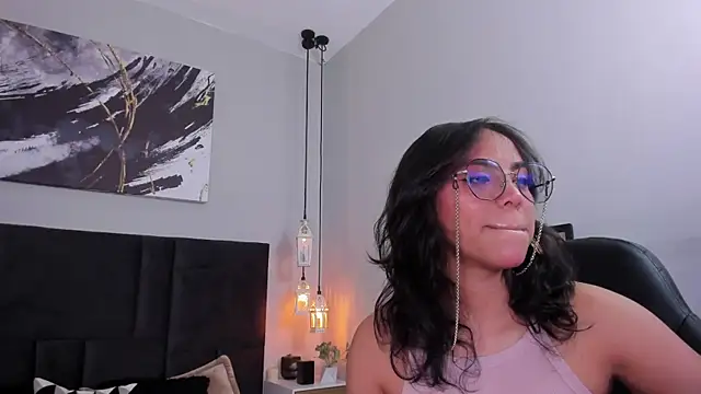 Snapshot of Scarlett_musik chatting on February 8, 2026, 9:12 pm Scarlett musik online show from February 8, 2026, 9:12 pm