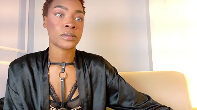 GenesisJordan online show from December 18, 2025, 12:31 pm