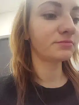 Snapshot of Cassianamc chatting on December 4, 2025, 9:14 pm Cassianamc online show from December 4, 2025, 9:14 pm