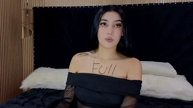 Venus Horney online show from April 11, 2026, 2:52 am