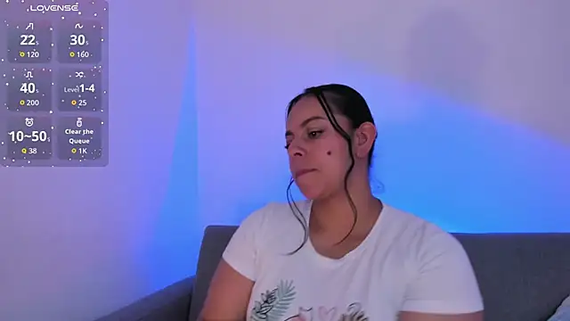 Snapshot of jimena_chic1 chatting on April 30, 2026, 8:57 pm jimena chic1 online show from April 30, 2026, 8:57 pm