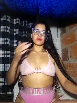 Snapshot of sofi11ruiz chatting on December 1, 2025, 4:46 am sofi11ruiz online show from December 1, 2025, 4:46 am