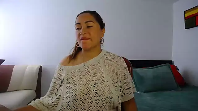 ximenaxcite19 online show from February 25, 2026, 1:33 pm