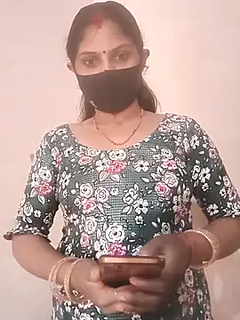 Snapshot of Pooja_bhabhi00 chatting on December 1, 2025, 7:20 am Pooja bhabhi00 online show from December 1, 2025, 7:20 am