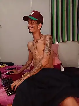 Snapshot of theyllorwillian chatting on June 13, 2026, 3:59 am theyllorwillian online show from June 13, 2026, 3:59 am