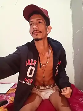 Snapshot of theyllorwillian chatting on June 10, 2026, 11:33 am theyllorwillian online show from June 10, 2026, 11:33 am