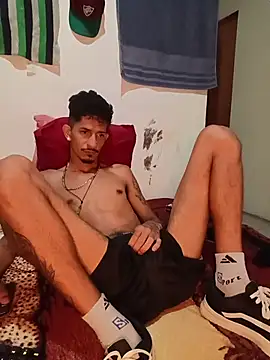 Snapshot of theyllorwillian chatting on June 23, 2026, 12:36 pm theyllorwillian online show from June 23, 2026, 12:36 pm