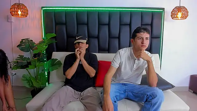 Crazy porkys online show from December 16, 2025, 7:40 pm